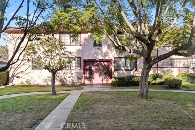 Detail Gallery Image 2 of 15 For 4051 Abourne Rd #D,  Los Angeles,  CA 90008 - 2 Beds | 1 Baths