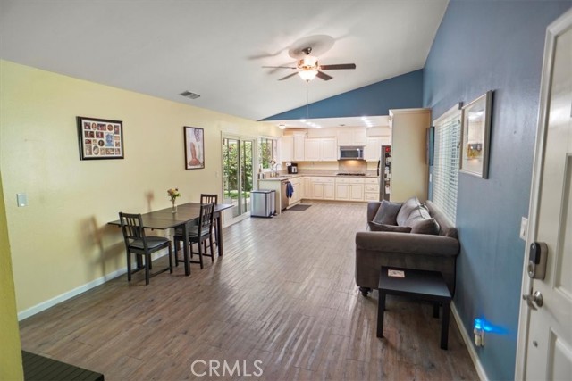 841 Crosby Avenue photo 7