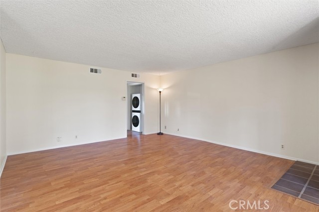 2599 Walnut, 128 photo 11