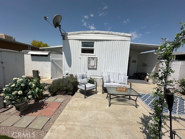 45055 E. Florida Avenue, Hemet CA: https://media.crmls.org/medias/1f825f23-ca88-42b2-99f8-68c1ee729b7e.jpg