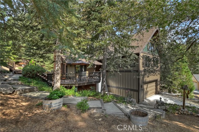 Detail Gallery Image 3 of 57 For 26146 Circle Dr, Lake Arrowhead,  CA 92352 - 3 Beds | 2 Baths