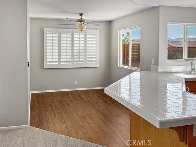 Detail Gallery Image 9 of 27 For 12787 Appian Ave, Victorville,  CA 92395 - 4 Beds | 2/1 Baths