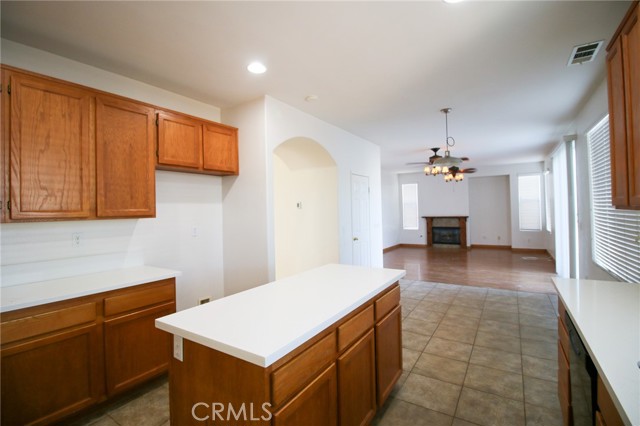 28782 Vela Drive, Menifee CA: https://media.crmls.org/medias/1f85cddb-62b6-4729-86fa-8488efe1c423.jpg