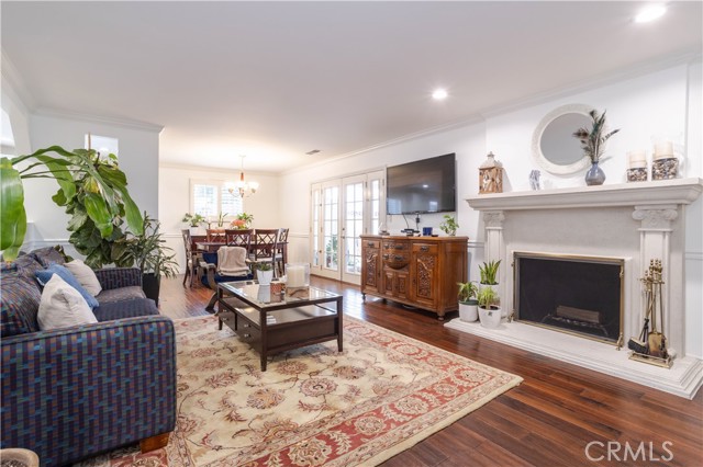 1689 Wade Circle photo 4