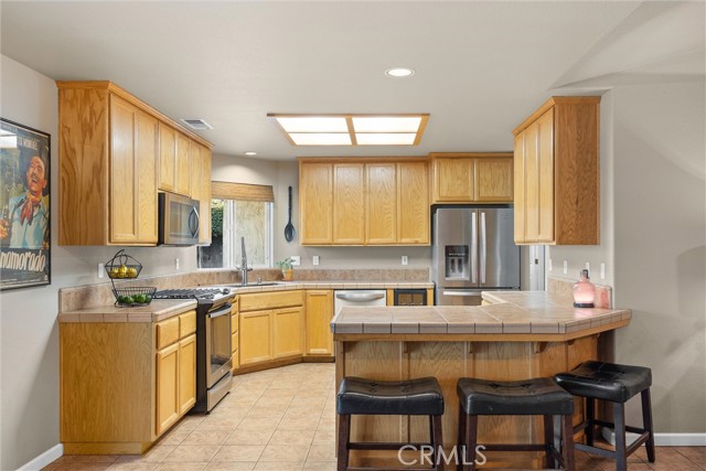 Detail Gallery Image 5 of 58 For 217 Zion Canyon Ct, Chico,  CA 95973 - 4 Beds | 3 Baths