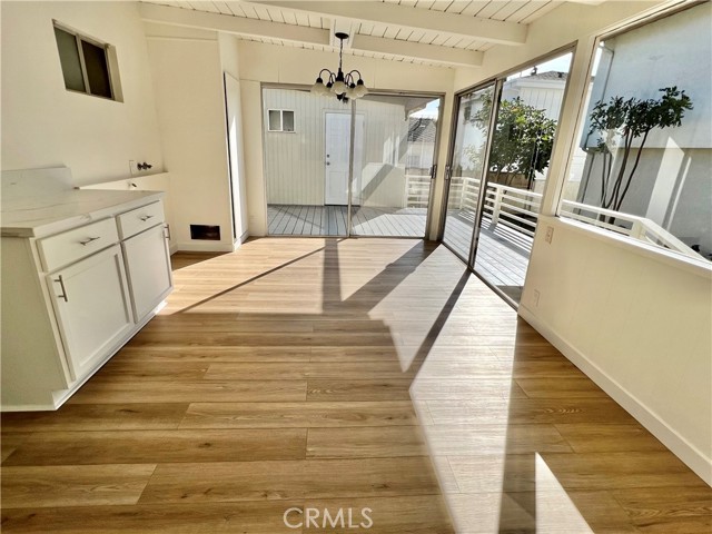 Detail Gallery Image 20 of 22 For 332 Locust St a,  Laguna Beach,  CA 92651 - 2 Beds | 2 Baths