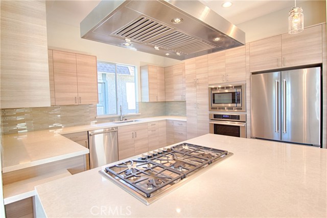 212 Irena Avenue, Redondo Beach, California 90277, 3 Bedrooms Bedrooms, ,2 BathroomsBathrooms,Residential,Sold,Irena,SB17011724