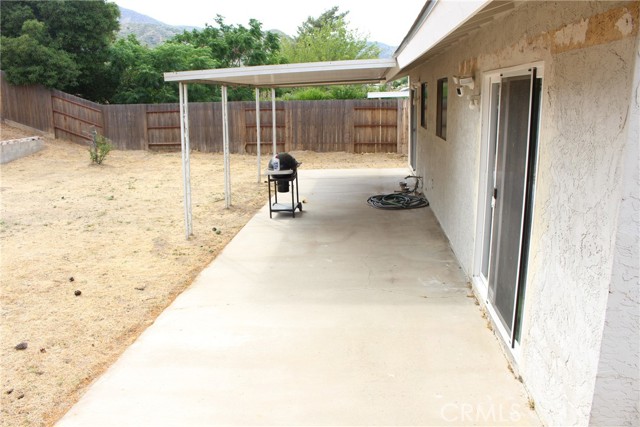 15238 Laguna Avenue, Lake Elsinore CA: https://media.crmls.org/medias/1f8a6345-334e-4ff8-a89b-066ee3434010.jpg