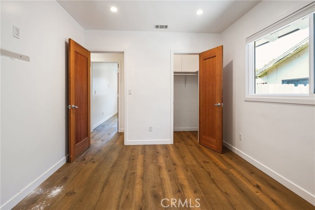 6615 Farralone Avenue, Woodland Hills CA: https://media.crmls.org/medias/1f8a6b13-fa36-4d80-9480-b831c06745e7.jpg