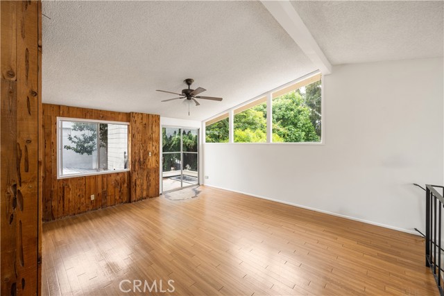 Image 17 of 27 For 390 Peralta Avenue
