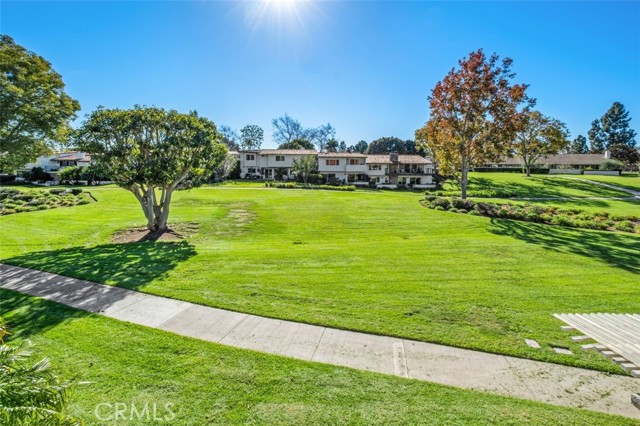 Detail Gallery Image 23 of 32 For 525 Vista Flora, Newport Beach,  CA 92660 - 3 Beds | 2/1 Baths