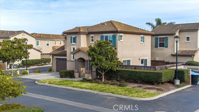 Detail Gallery Image 2 of 32 For 2028 Green Ridge Cir, Lompoc,  CA 93436 - 3 Beds | 2/1 Baths