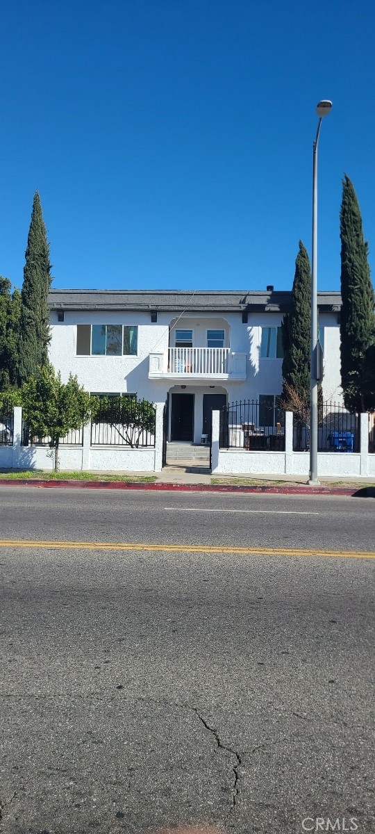 4606 S Normandie Ave, Los Angeles, CA 90037