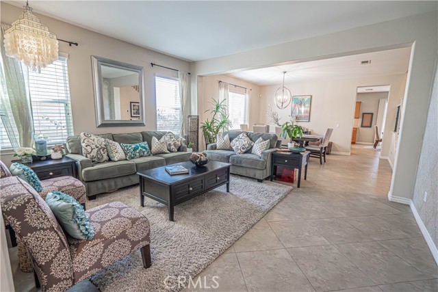 Image 6 of 41 For 28076 Bridlewood