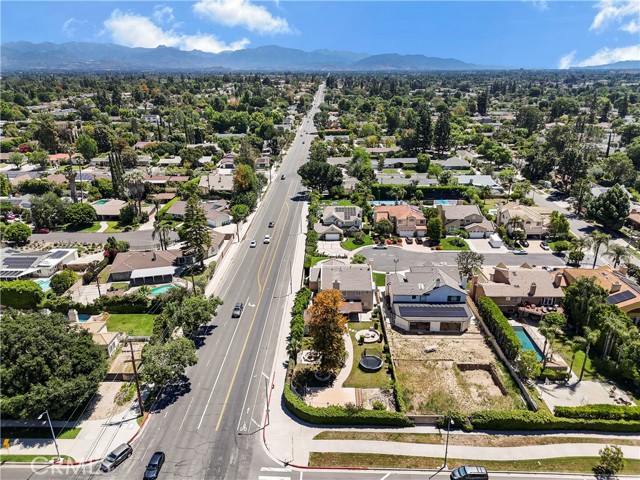 9455 Brandon Court, Northridge CA: https://media.crmls.org/medias/1f8e033f-b68d-4d43-ac6a-d39c36d35a66.jpg