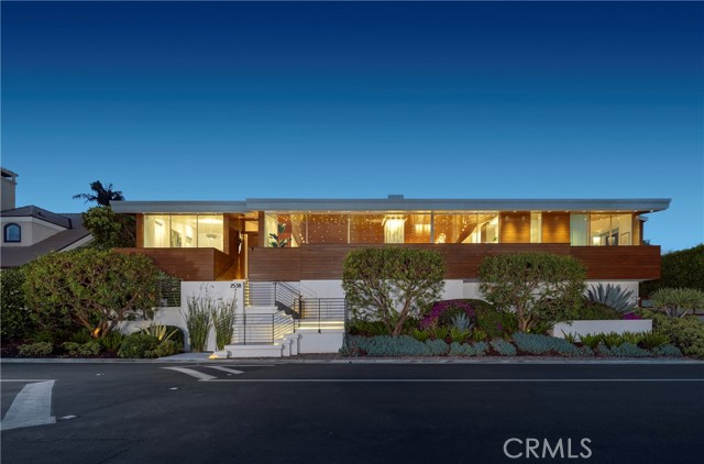 Detail Gallery Image 2 of 33 For 2538 Monaco Dr, Laguna Beach,  CA 92651 - 5 Beds | 5 Baths