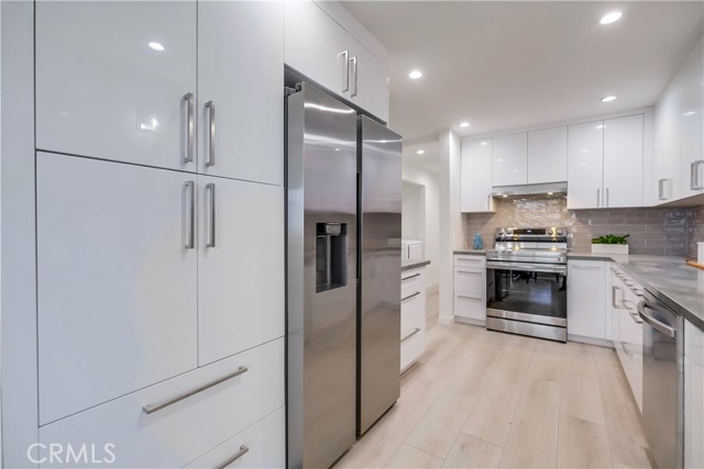 3200 La Rotonda Drive, Rancho Palos Verdes CA: https://media.crmls.org/medias/1f8f27ca-1702-4bdc-a2aa-b1aff7911e49.jpg
