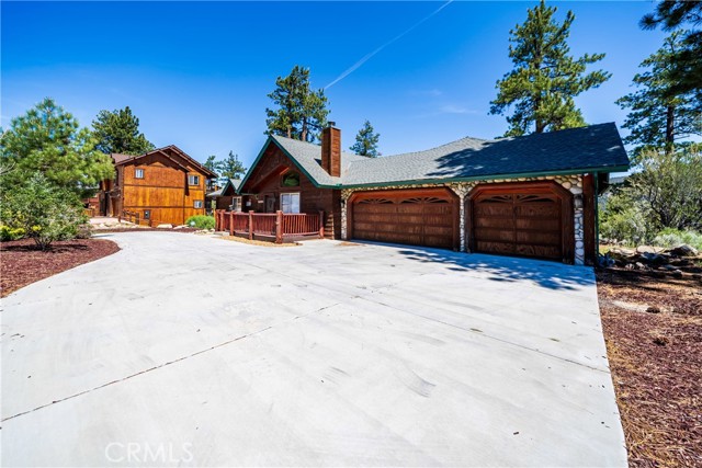 42728 Timberline Trail, Big Bear Lake CA: https://media.crmls.org/medias/1f8f36d9-c12f-4944-9930-0ea37f52c1bd.jpg