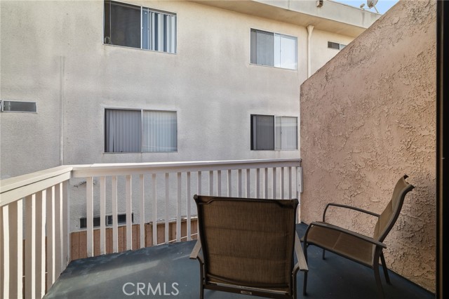 Detail Gallery Image 23 of 42 For 13534 Cordary Ave #14,  Hawthorne,  CA 90250 - 3 Beds | 3 Baths