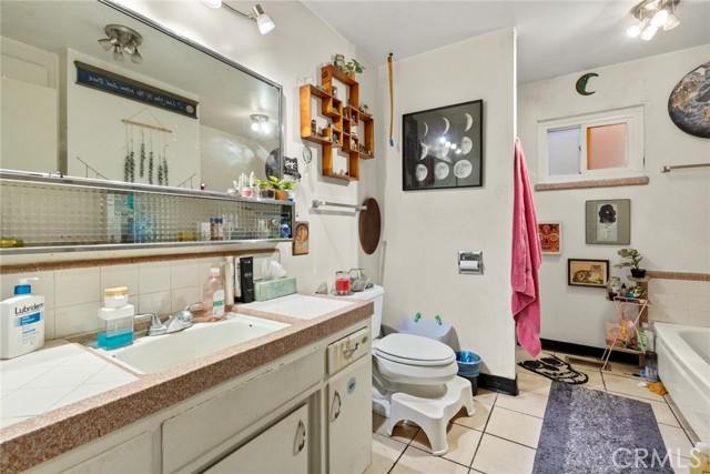 Detail Gallery Image 12 of 34 For 1825 Magnolia, Chico,  CA 95926 - – Beds | – Baths