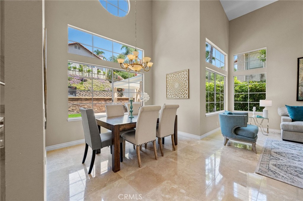 MLS #OC25179992 img 12