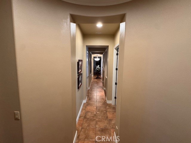 https://media.crmls.org/medias/1f9149fc-cf8b-41e7-990c-68c9e7e65e4f.jpg?preset=X-Large