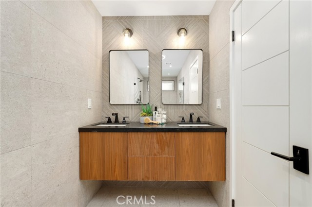 17822 Aberdeen Lane, Villa Park CA: https://media.crmls.org/medias/1f918558-7b15-41b2-b05b-c3a351fa29e3.jpg