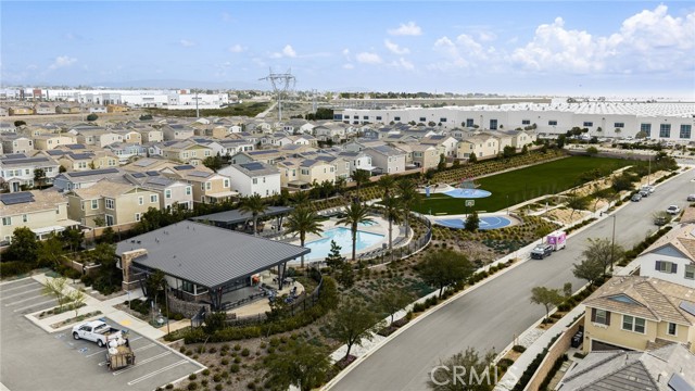 Detail Gallery Image 30 of 35 For 16680 Wyndham Ln #3,  Fontana,  CA 92336 - 2 Beds | 2/1 Baths