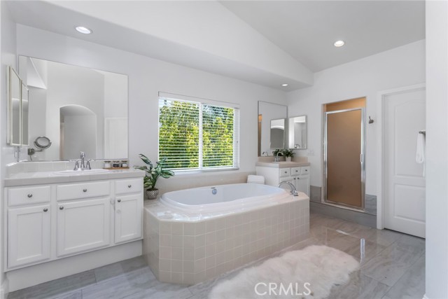 25614 Housman Place, Stevenson Ranch CA: https://media.crmls.org/medias/1f920736-e9f3-42ed-8825-7f9365a78bdd.jpg