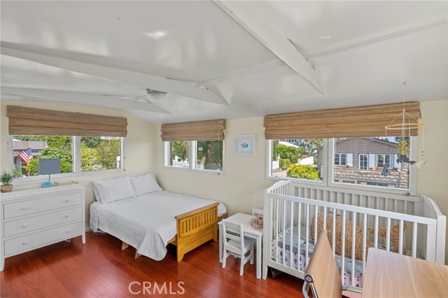 1f9402fc 04bd 4ff9 B5c8 8cd1e6efca8d