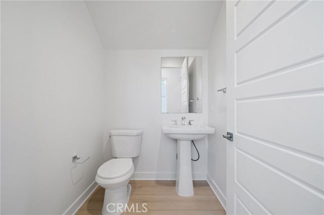 187 yugen, Irvine CA: https://media.crmls.org/medias/1f94ffce-00c3-47ca-bb7c-da5fe3ff8178.jpg