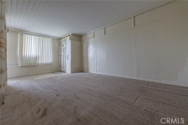 13171 St. Andrews Drive, Seal Beach CA: https://media.crmls.org/medias/1f957ef9-5d33-4da4-8f38-91656baccf67.jpg