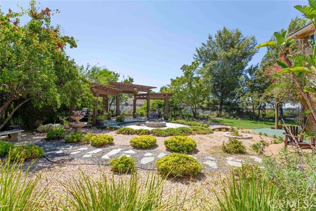 10266 Horsehaven Street, Sun Valley CA: https://media.crmls.org/medias/1f965489-b349-499d-b068-d5e35777dc79.jpg
