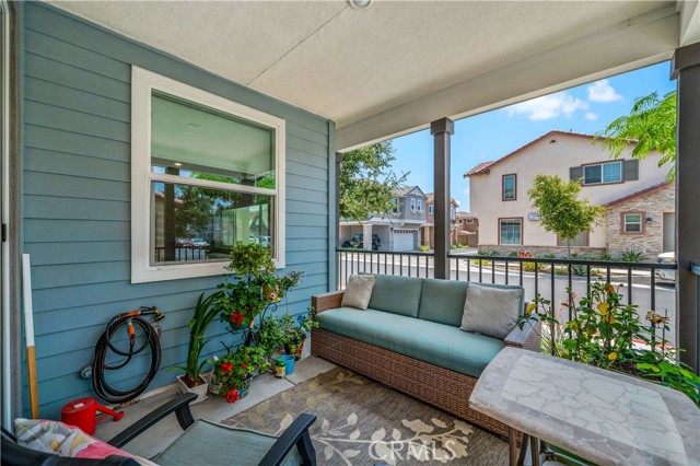15210 Horizon Street, Fontana CA: https://media.crmls.org/medias/1f970e99-b986-406a-80ac-589e17a42c1d.jpg