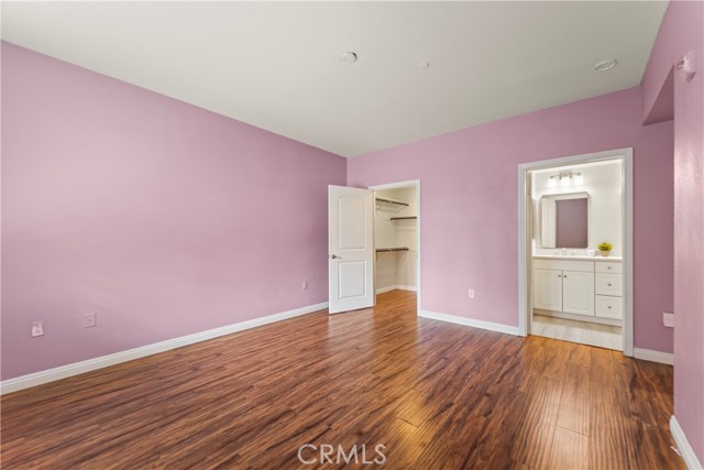76 City Stroll, Irvine CA: https://media.crmls.org/medias/1f971e07-4f91-41e2-bb3f-e60594594be4.jpg