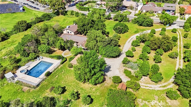 5729 Grandview, Yorba Linda CA: https://media.crmls.org/medias/1f972cfd-aa93-403a-af12-3c6807fbb13e.jpg