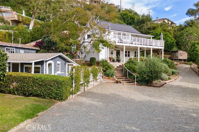 Detail Gallery Image 3 of 39 For 509 Diamond, Laguna Beach,  CA 92651 - 5 Beds | 4 Baths