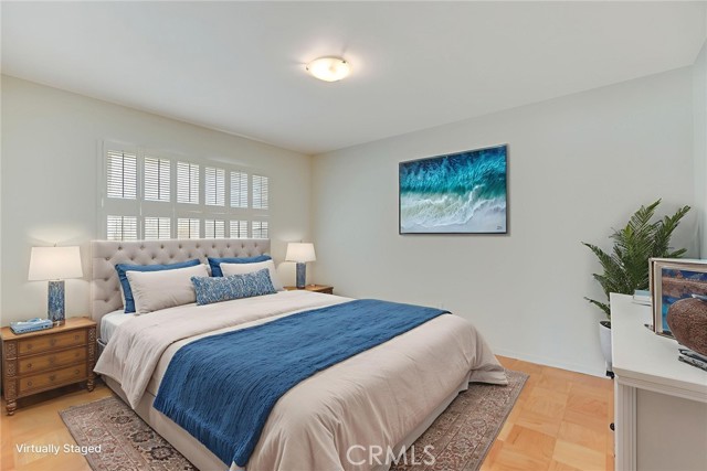Detail Gallery Image 12 of 39 For 9561 Rockpoint Dr, Huntington Beach,  CA 92646 - 4 Beds | 2 Baths