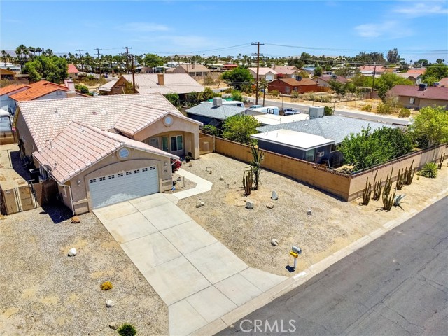 15900 Avenida Atezada, Desert Hot Springs CA: https://media.crmls.org/medias/1f988439-b34a-4bd2-8836-3c8af7da6640.jpg