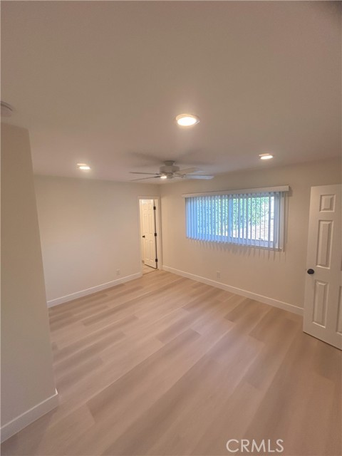 Detail Gallery Image 17 of 32 For 2641 Santa Ana Ave #D,  Costa Mesa,  CA 92627 - 3 Beds | 3/1 Baths