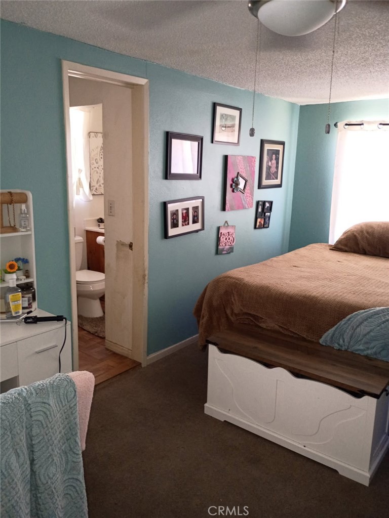 https://media.crmls.org/medias/1f99c805-16b0-4b28-8ea3-f9157e8dd094.jpg?preset=X-Large
