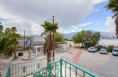 70265 Aurora Road, Desert Hot Springs CA: https://media.crmls.org/medias/1f99d078-7662-4e5b-9744-000b456cba1d.jpg
