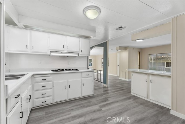 Detail Gallery Image 15 of 29 For 15621 Beach Bld #103,  Westminster,  CA 92683 - 2 Beds | 2 Baths