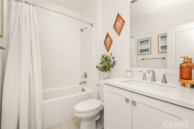 Detail Gallery Image 22 of 51 For 1613 Jade Road, Mission Viejo,  CA 92694 - 3 Beds | 3 Baths