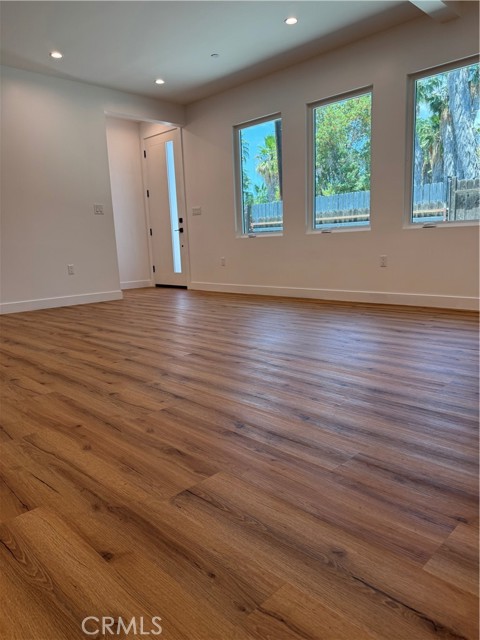17457 Bullock Street, Encino CA: https://media.crmls.org/medias/1f9d6b79-6345-4c96-a445-05d7356104d5.jpg