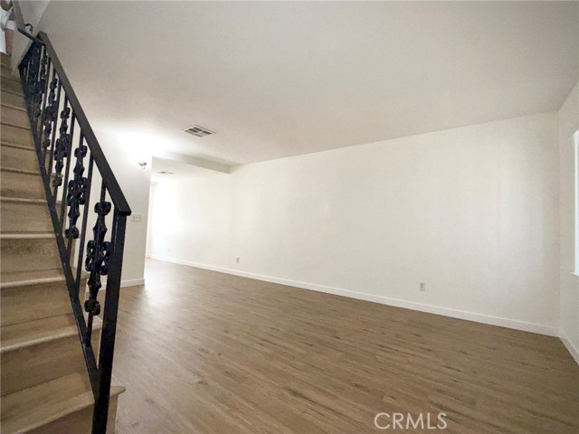 2225 N Broadway, Santa Ana CA: https://media.crmls.org/medias/1f9d8cd4-62c7-4f15-89aa-3debf965eb60.jpg
