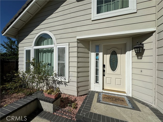 13745 Moonshadow Place, Chino Hills CA: https://media.crmls.org/medias/1f9e0d3f-f4c0-498a-a5d2-1142c491d2ed.jpg