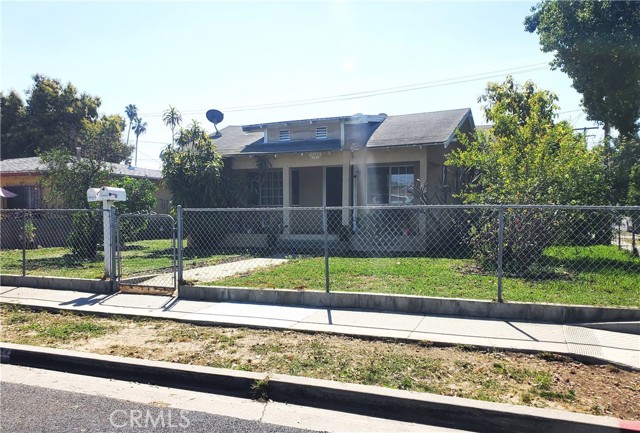 Detail Gallery Image 2 of 25 For 3602 Randolph, Bell,  CA 90201 - – Beds | – Baths