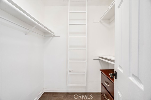 Detail Gallery Image 21 of 27 For 10220 Zelzah Ave #3,  Northridge,  CA 91325 - 2 Beds | 2/1 Baths