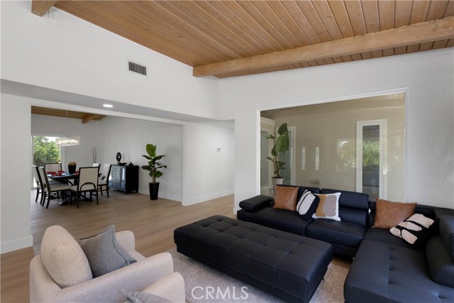Detail Gallery Image 10 of 36 For 1219 N Raymond Ave, Fullerton,  CA 92831 - 4 Beds | 2/1 Baths